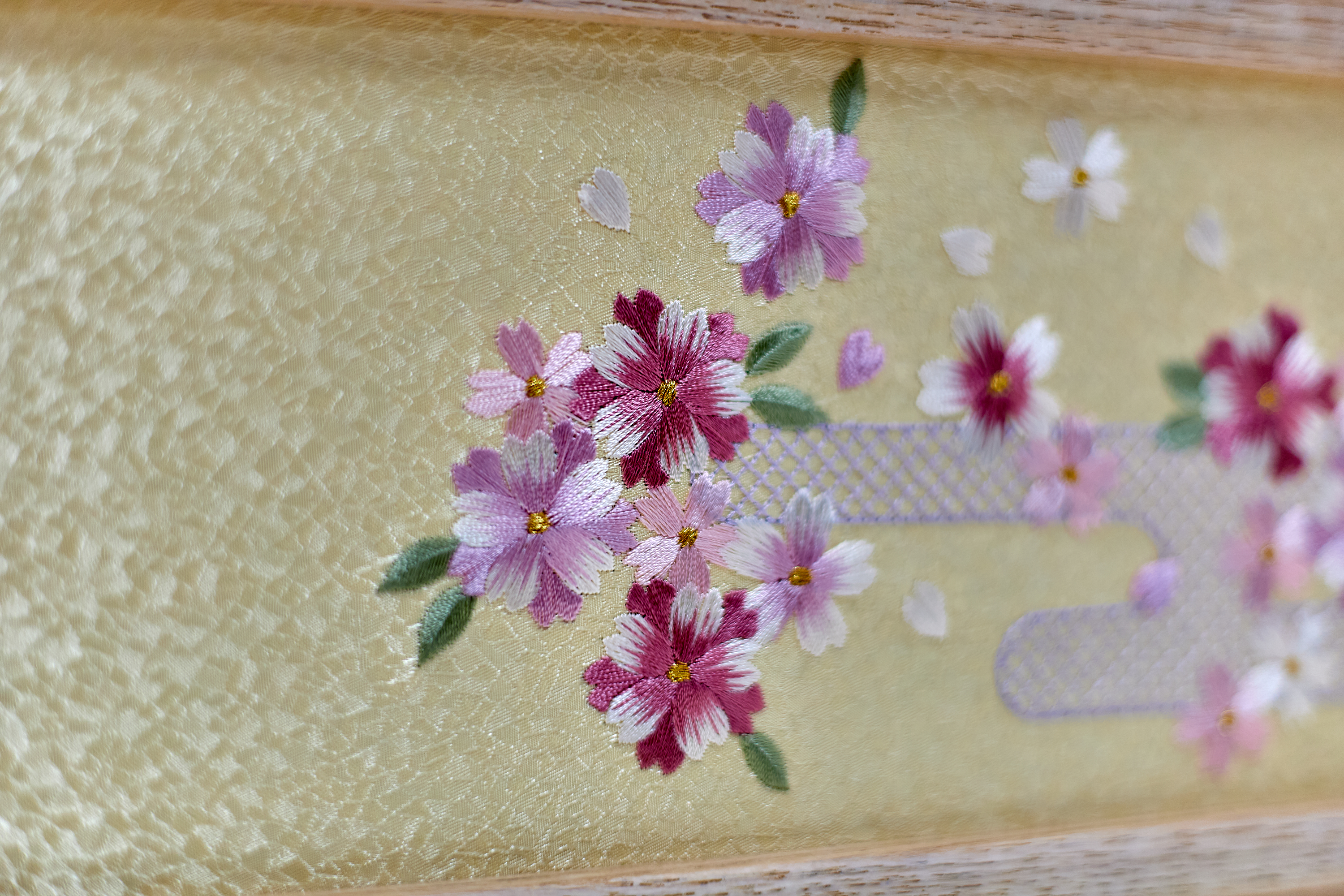 桜刺繍親王収納飾り 雛人形 茨城県 ひたちなか市 節句人形専門店 人形の桜井 水戸市 那珂市 東海村 日立市 常陸太田市 常陸大宮市 笠間市 大子町 大洗町 城里町 高萩市 北茨城市 鉾田市 茨城町 小美玉市 石岡市 桜川市