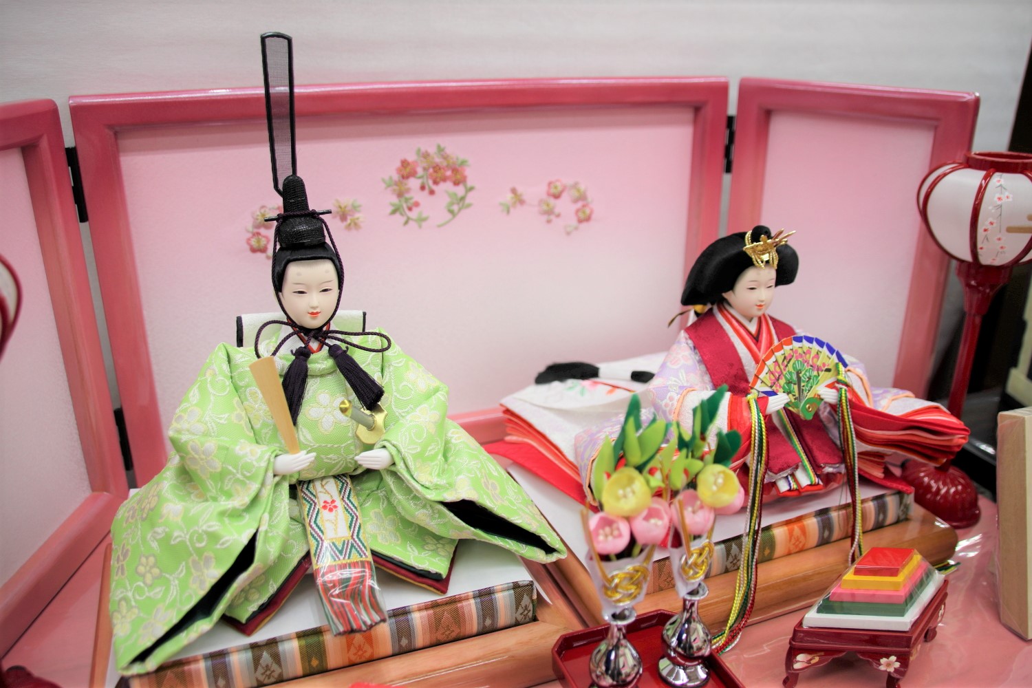 ひな人形 五人収納飾り 引出式 茨城県 ひたちなか市 節句人形専門店 人形の桜井 水戸市 那珂市 東海村 日立市 常陸太田市 常陸大宮市
